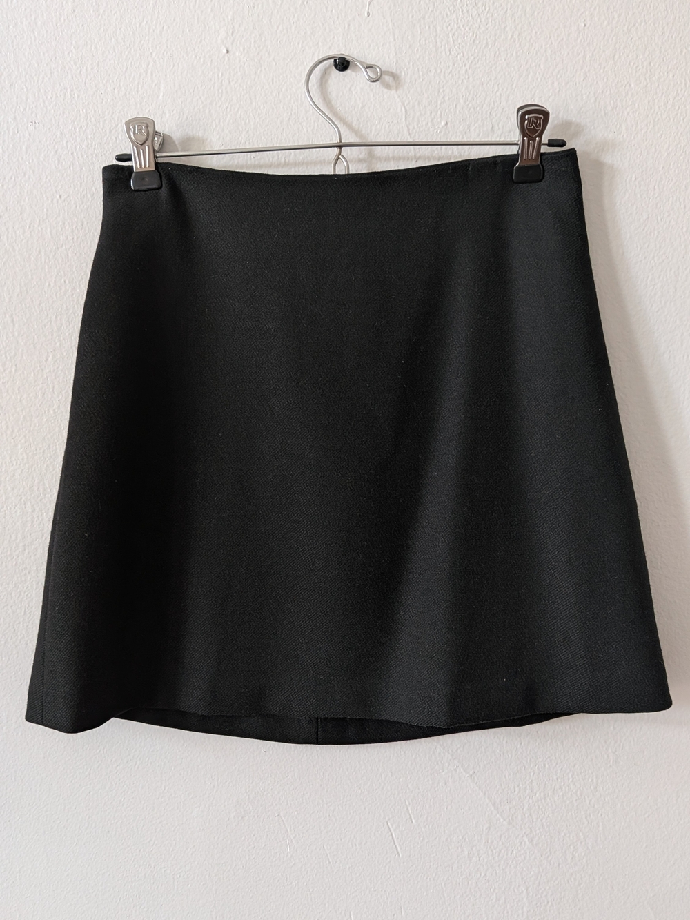 Wilfred Black Classic Mini Skirt